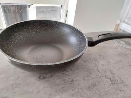 Photo of free Non stick wok (RG6) #2