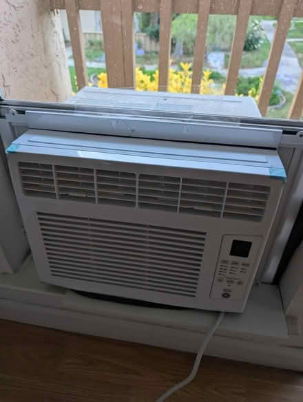 Photo of free Window AC 5000 BTU (Sunnyvale) #2