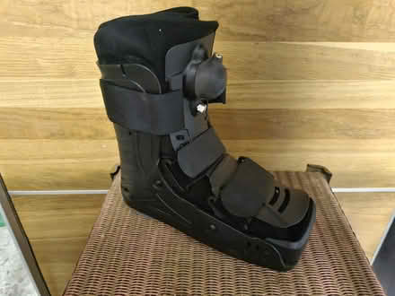 Photo of free Broken foot moon / walking boot (Clay Bottom, BS5) #2
