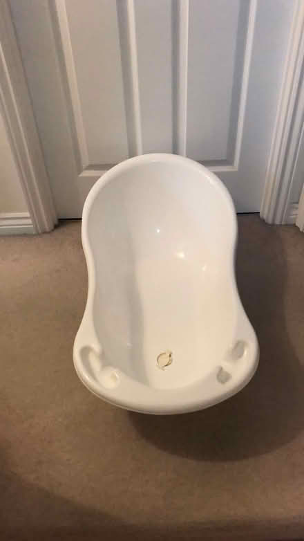 Photo of free Bath bath (Greenmeadow, Swindon SN25) #1