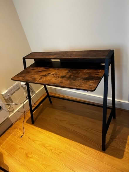 Photo of free Desk (Bermondsey SE16 4UE) #4