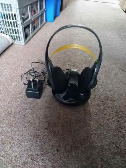 Photo of free Sony wireless headphones (Penisarwaun LL55) #1