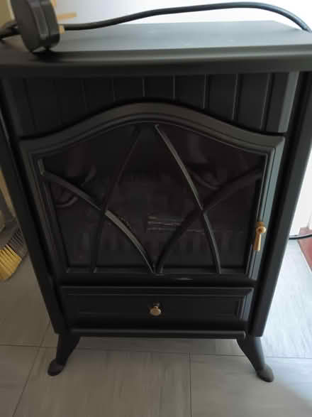 Photo of free Electric fire (Waterlooville PO7 5XL) #2