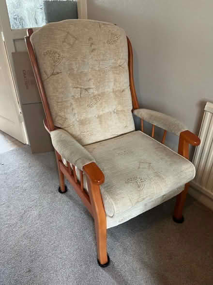 Photo of free Seat (Hemel Hempstead HP2) #1