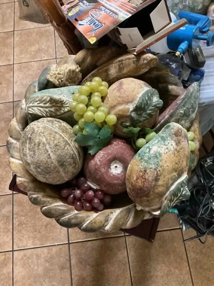Photo of free Large fruit bowl (Lutz) #1