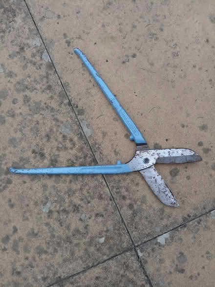 Photo of free Wire cutters (Dudley DY3) #2