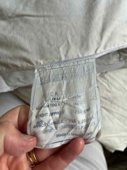 Photo of free 4 single duvets (New Malden KT3) #2