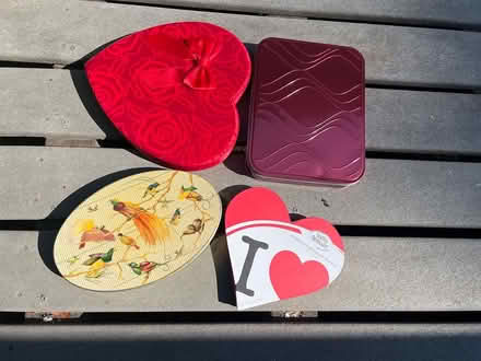 Photo of free Cookie/candy tins (Lake City/Meadowbrook) #1