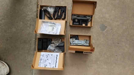 Photo of free Yakima round bars w/bike mounts (North of McIntosh Lake) #3