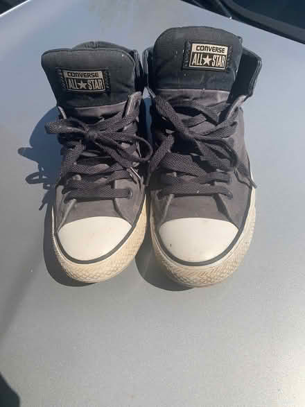 Photo of free Converse men’s sneakers (Milton - Thompson/Main) #1