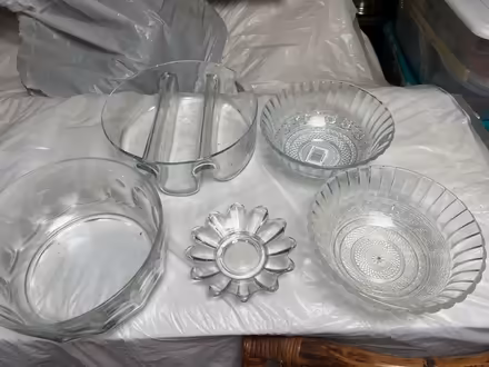Photo of free Glass Serving Dishes, Bowls (Lake Highlands) #1