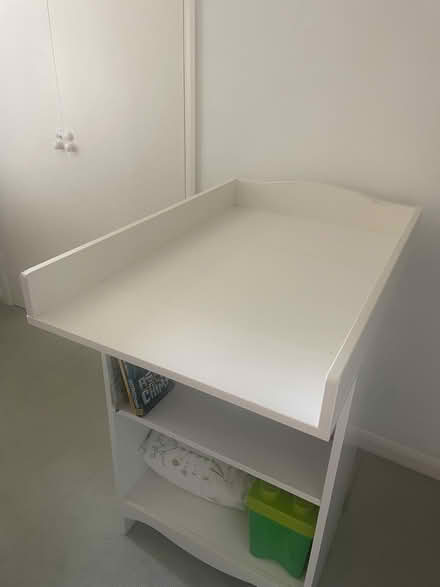 Photo of free Baby changing table/bookshelf (Oxford OX2) #3