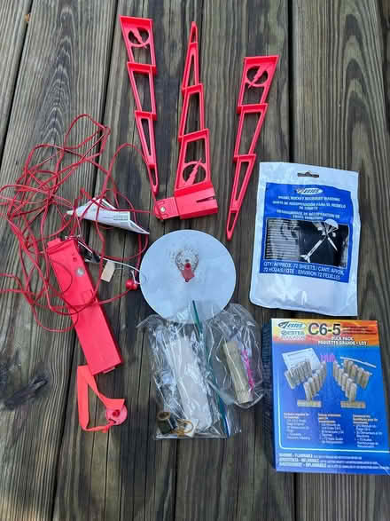 Photo of free Model Rocket stuff (Ellis Hollow) #1