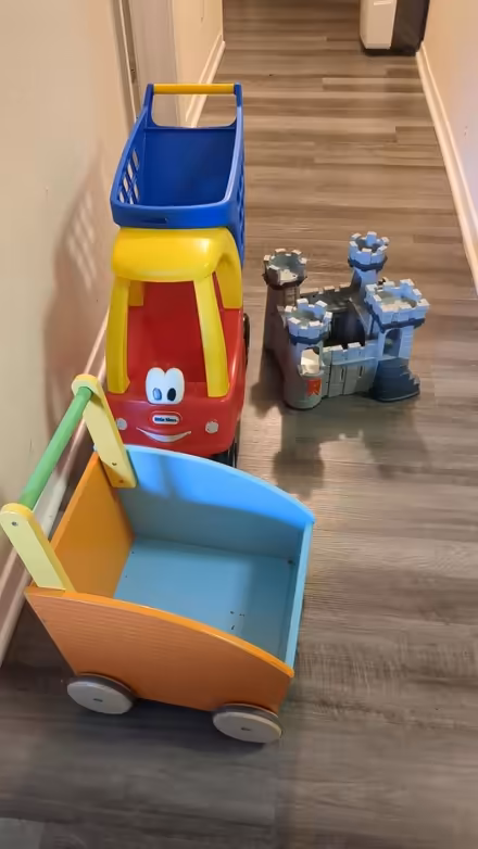 Photo of free Kids toys (Bull Run) #1