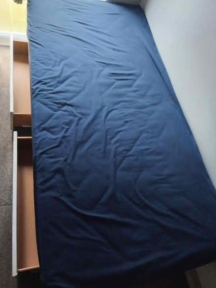 Photo of free Single Bed & 2 Headboards (RG30 (Southcote road area).) #1