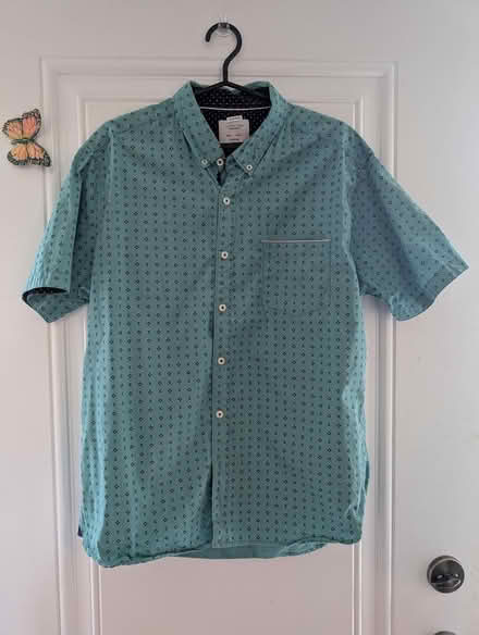 Photo of free Men's Short Sleeve (Lakeview, close to Bayshore) #1