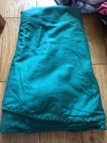 Photo of free Large Round Table Cloth (Cheshunt En8) #1