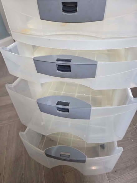 Photo of free 5 drawer plastic unit (Holmer Green HP15) #2
