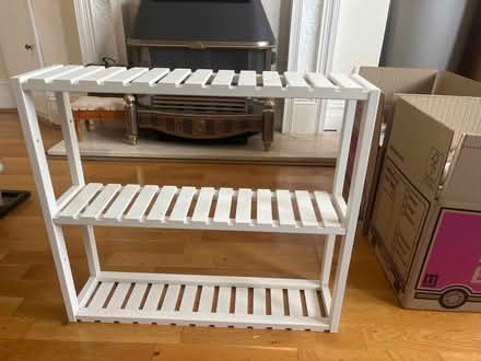 Photo of free Small shelf unit (Slade Green DA8) #1