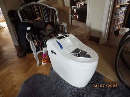 Photo of free Truclean Elegance toilet (Iffley OX4) #1