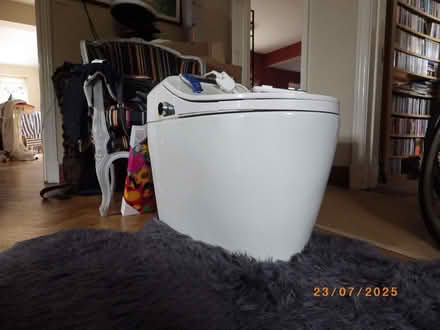 Photo of free Truclean Elegance toilet (Iffley OX4) #2