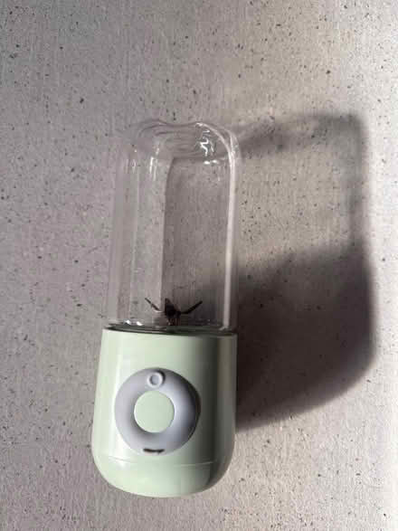 Photo of free Small Battery Powered Blender (Sarisbury Green SO31) #2
