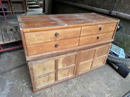 Photo of free Wooden sideboard/unit (Hindhead) (Beacon Hill GU26) #1