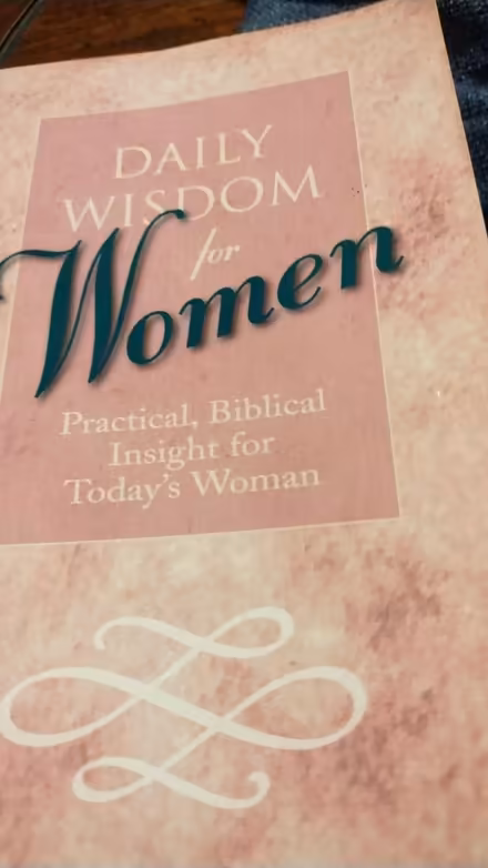 Photo of free Daily Wisdom for Women (Allen) #1