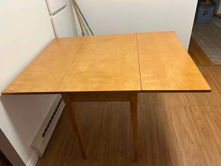 Photo of free Small wooden kitchen table (Near Steels & Leslie) #1