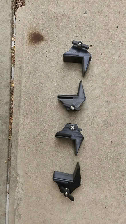 Photo of free Yakima round bars w/bike mounts (North of McIntosh Lake) #4