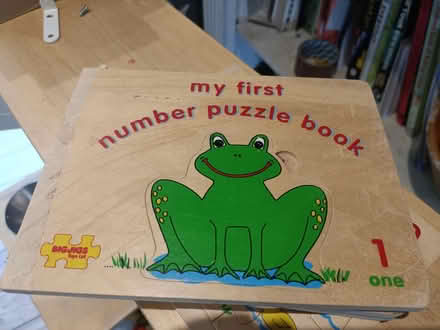 Photo of free BigJigs Toys - jigsaw set (Whitchurch-on-Thames RG8) #2