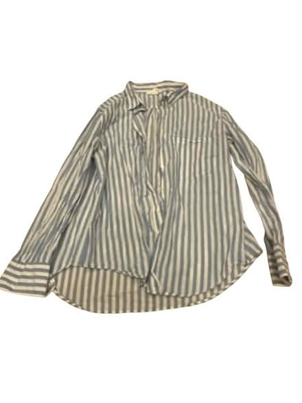 Photo of free H&M Woman’s Button Down Top (Brooklyn Storage) #1