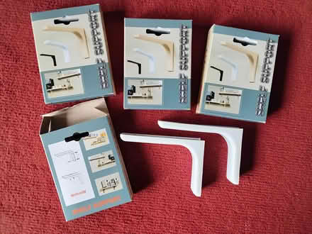 Photo of free 4 pr small shelf brackets (Weymouth DT4 8QE) #1