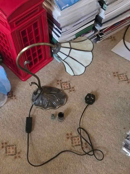 Photo of free Tiffany Style Vintage Bronze Lamp (Worcester WR2) #1