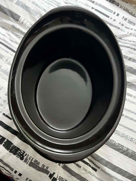 Photo of free Black bowl (Boothgate DE56) #1