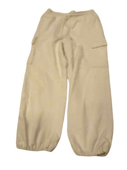 Photo of free Uniqlo Woman’s Sweatpants (Brooklyn Storage) #1