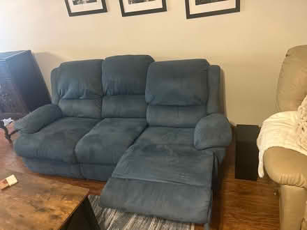 Photo of free Couch (SW side of Ocala (near 200)) #3
