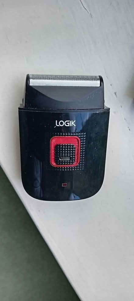 Photo of free Travel razor (Heron Way Horsham) #1