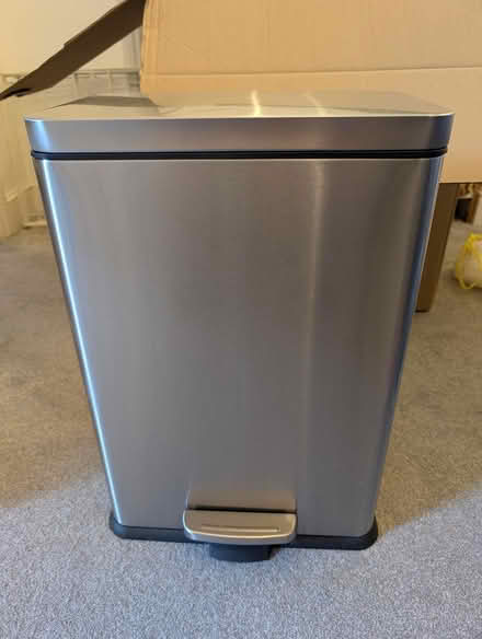Photo of free Pedal bin (Highgate N6) #1