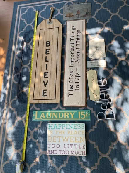 Photo of free Inspirational signs for home decor (Glenbrook Area) #2