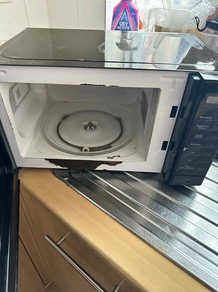 Photo of free microwave used (Handsworth B21) #3