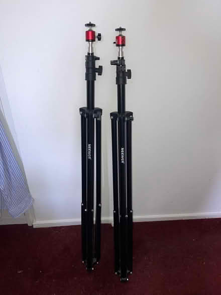 Photo of free Tripod Stands with Ballhead Mounts (Mayfield) #1