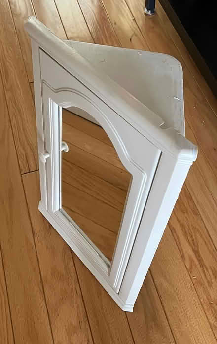 Photo of free Corner bathroom cabinet (Carpenterstown, Dublin 15) #1