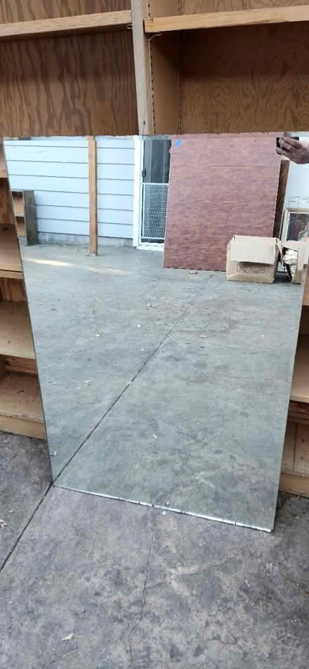 Photo of free Mirror (Burlington, wa) #1