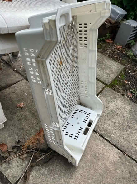 Photo of free Large plastic crate (Bromley BR2) #1