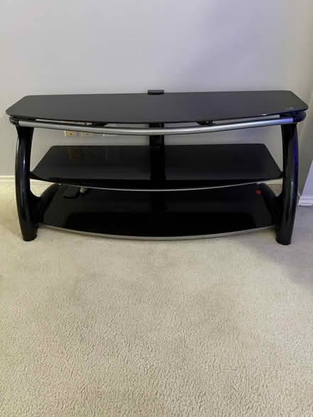 Photo of free TV stand (77014) #1