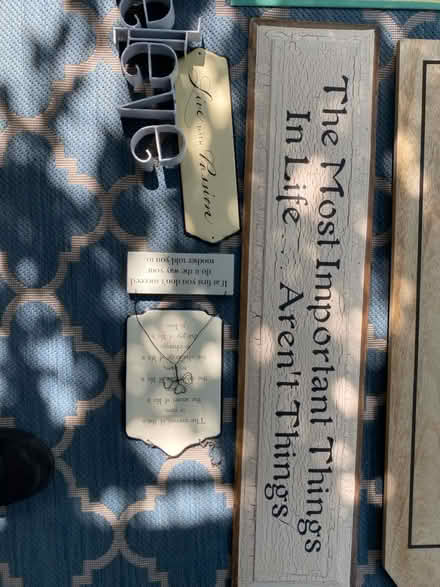 Photo of free Inspirational signs for home decor (Glenbrook Area) #1