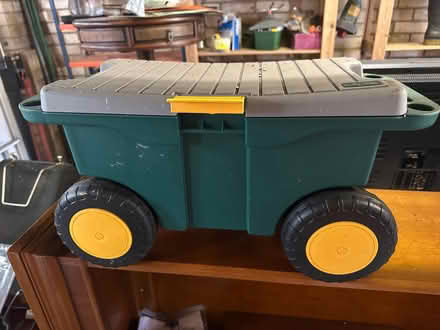 Photo of free Gardening box on wheels (Knotty Green HP9) #1