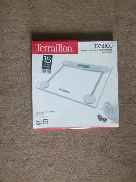 Photo of free Bathroom scales (Milton PO4) #1