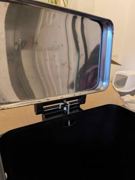 Photo of free Pedal bin (Highgate N6) #2